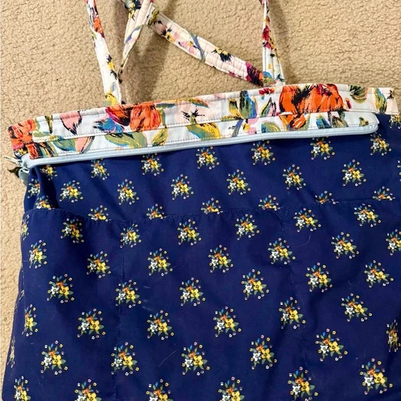 Vera Bradley Floral Quilted Tote Bag - Picture 5 of 5